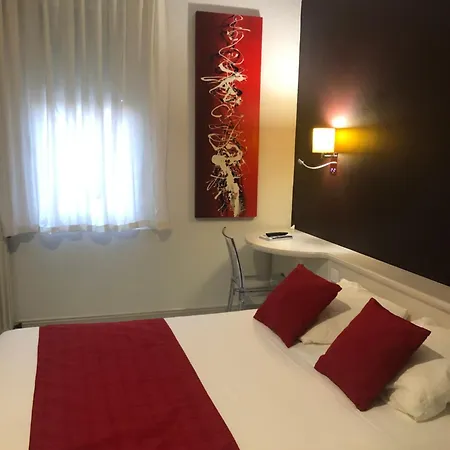 Отель Cit'Hotel Europeen