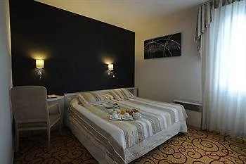 Cit'hotel Europeen 3* Angoulême